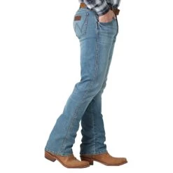 Wrangler Men's Retro Slim Fit Bootcut Jeans -Cheap Western Buck Store 112323403 02