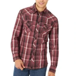 Wrangler Men's Long Sleeve Red Plaid Snap Shirt