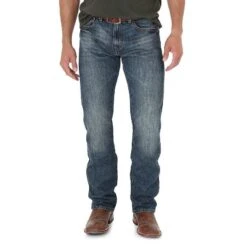 Wrangler Men's Retro Slim Jean